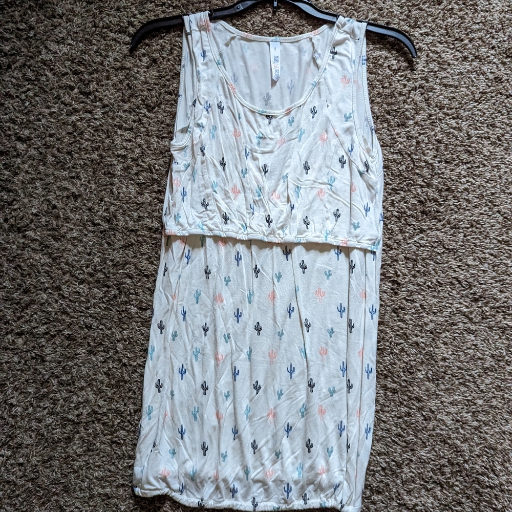 Cactus nursing tank latched mama